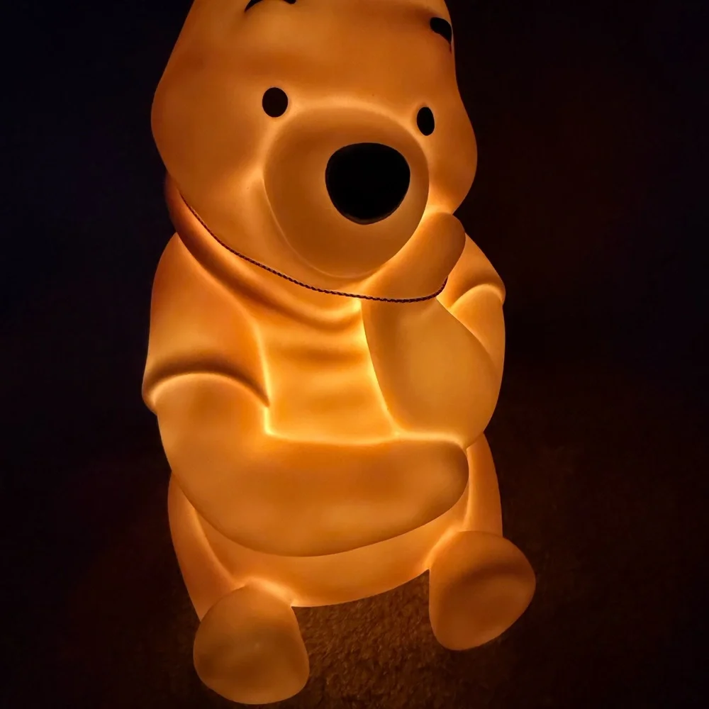Walt Disney Winnie The Pooh Figural LED Night Light With Time Shut Off Nursery